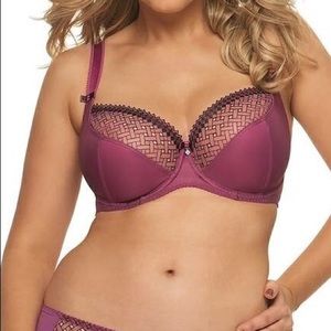 Curvy Kate Gia Balcony Bra in 28F